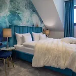 Fen Guest house 3*